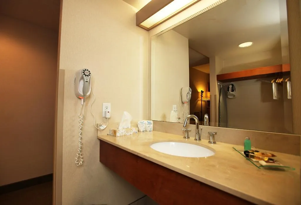 Hotel St. Albert Inn & Suites Saint Albert
