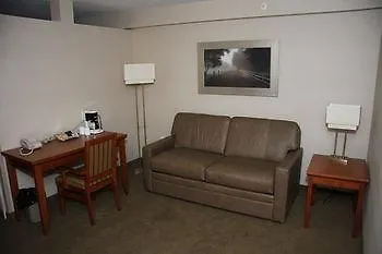 St. Albert Inn & Suites Saint Albert