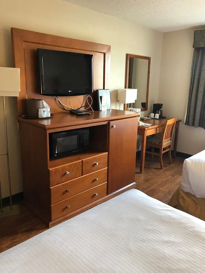 St. Albert Inn & Suites Saint Albert 3*,  Canada